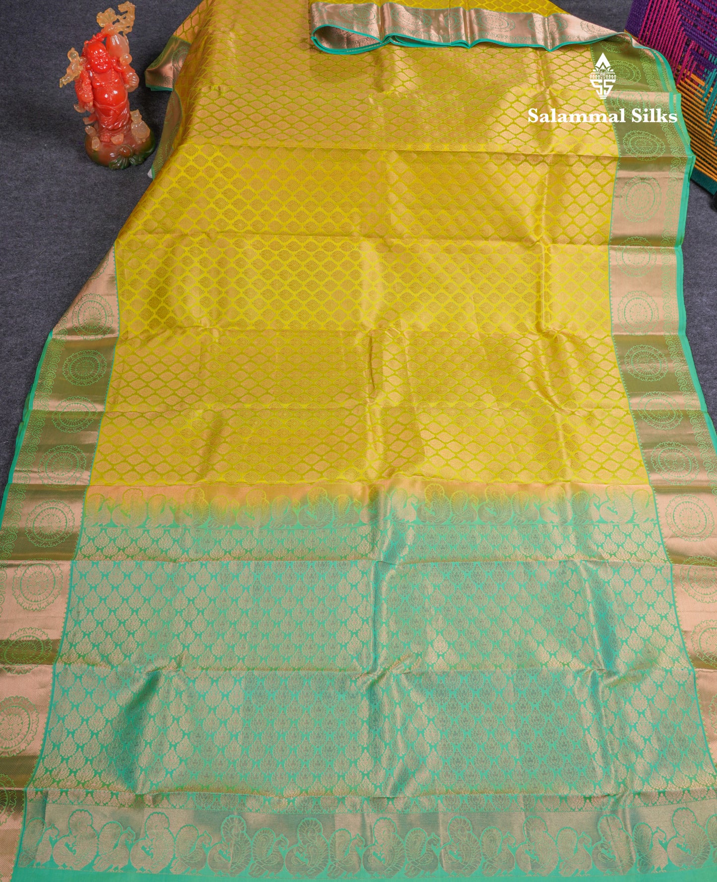 Beautiful Lemon Yellow Bridal Pure Kanjivaram Silk Saree With Contrast Sapphire Green Border