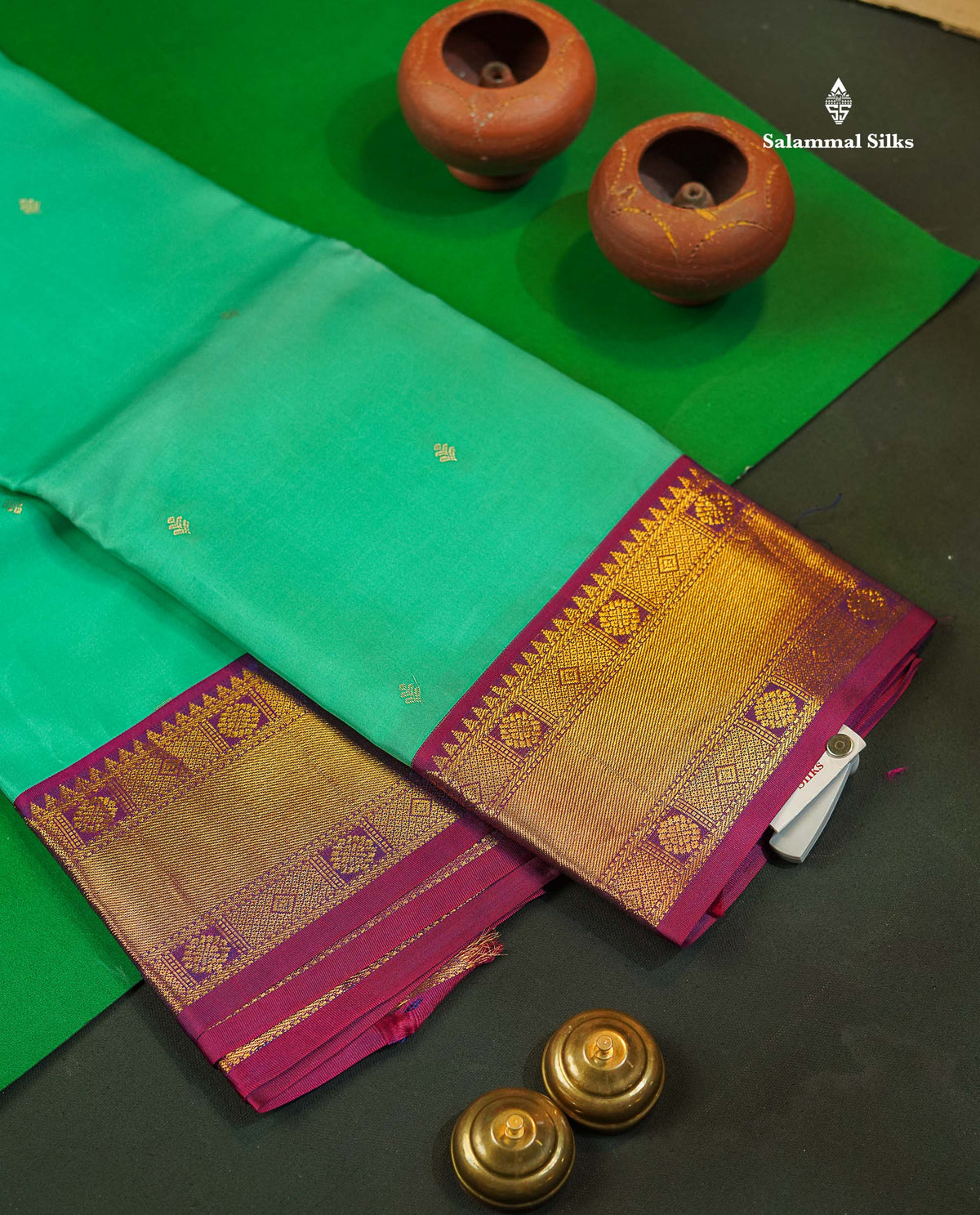 Beautiful Sapphire Green Pure Kanjivaram Silk Saree With Contrast Magenta Traditional Border
