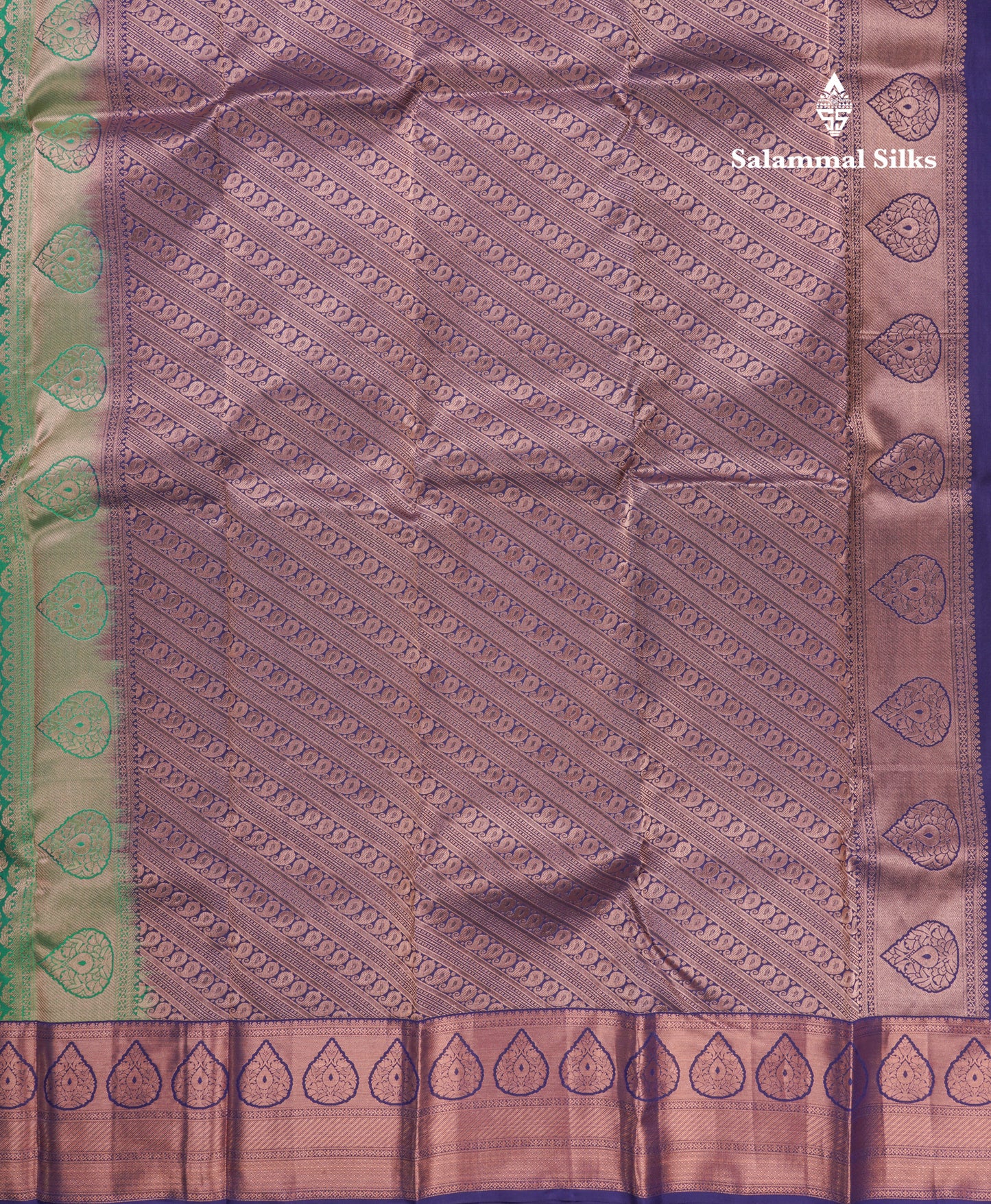 Beautiful Green Bridal Pure Kanjivaram Silk Saree With Contrast Navy Blue Border