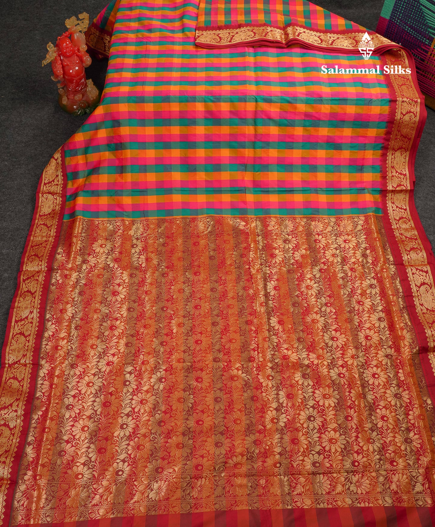 10 Yards Art Silk Saree Paalum Pazham Checks with Contrast Maroon Traditional Border