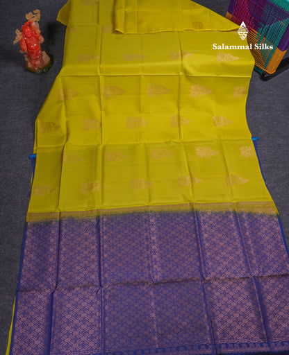 Beautiful Parrot Green Pure Silk Mix Soft Silk Saree With Contrast Navy Blue Blouse