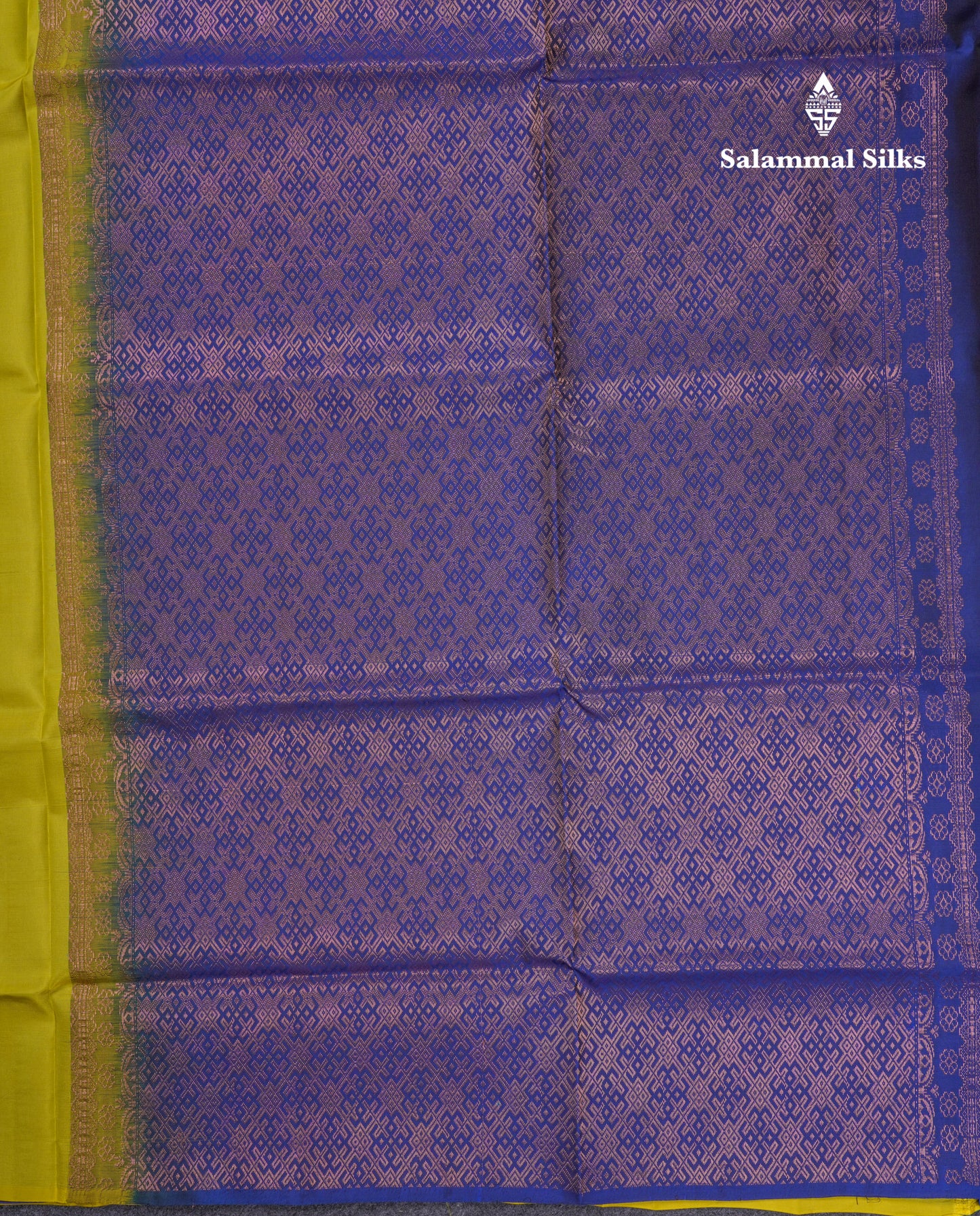 Beautiful Parrot Green Pure Silk Mix Soft Silk Saree With Contrast Navy Blue Blouse