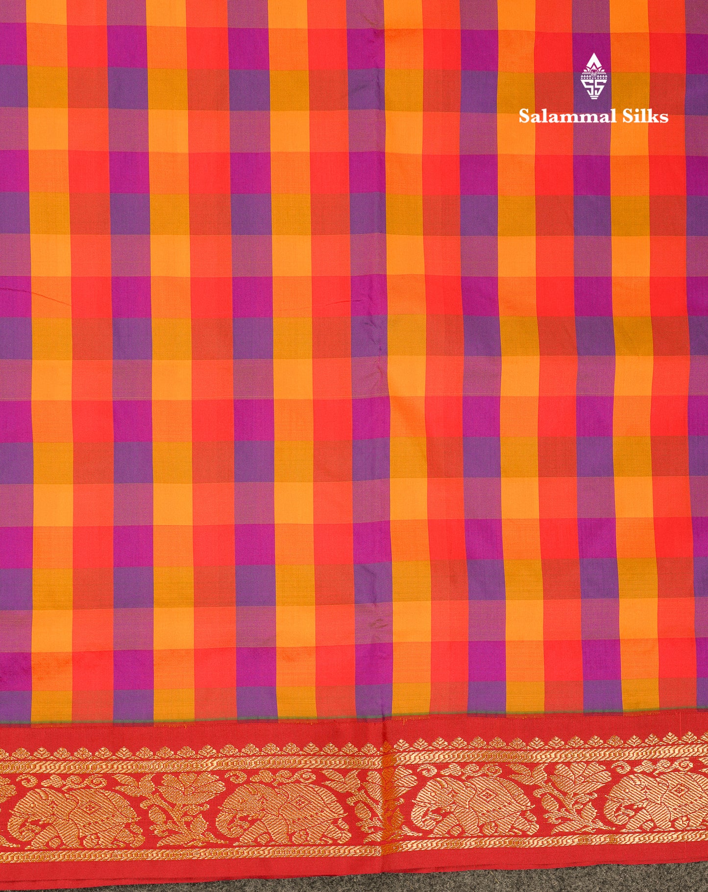 10 Yards Art Silk Saree Paalum Pazham Checks with Contrast Maroon Traditional Border