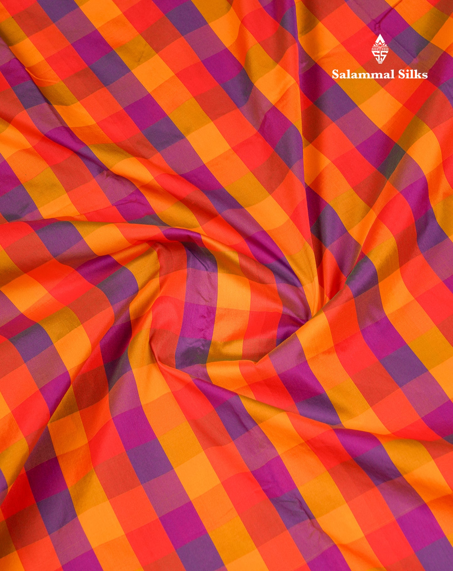 10 Yards Art Silk Saree Paalum Pazham Checks with Contrast Maroon Traditional Border