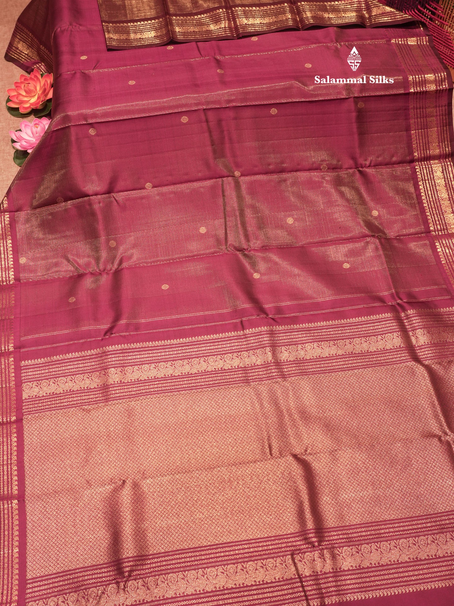 Magenta Colour Vaira Oosi Pure Kanjivaram Silk Saree with Gold Zari Border