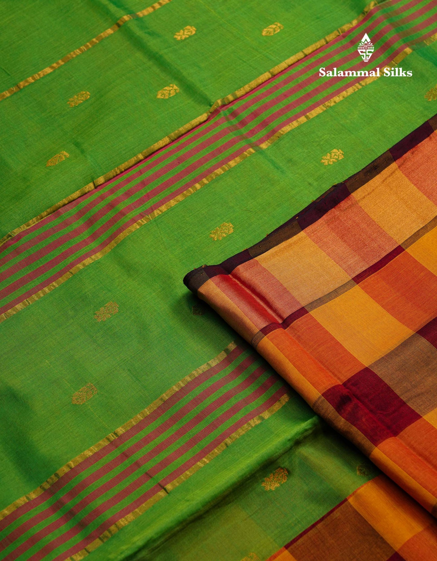Beautiful Paalum Pazham Checks Handloom Pure Silk Cotton Saree With Contrast Parrot Green Blouse