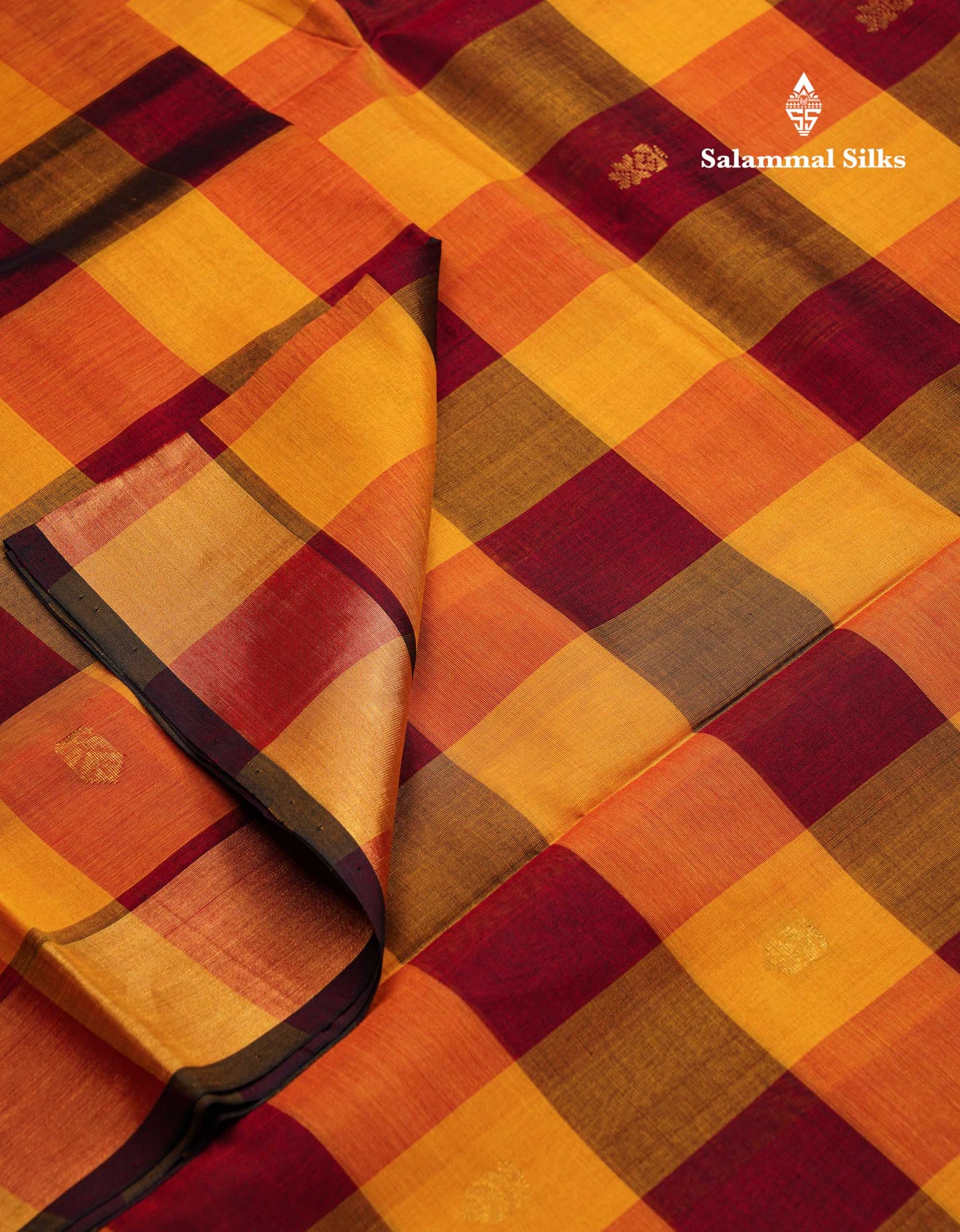 Beautiful Paalum Pazham Checks Handloom Pure Silk Cotton Saree With Contrast Parrot Green Blouse