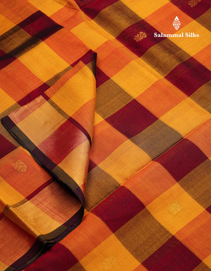 Beautiful Paalum Pazham Checks Handloom Pure Silk Cotton Saree With Contrast Parrot Green Blouse