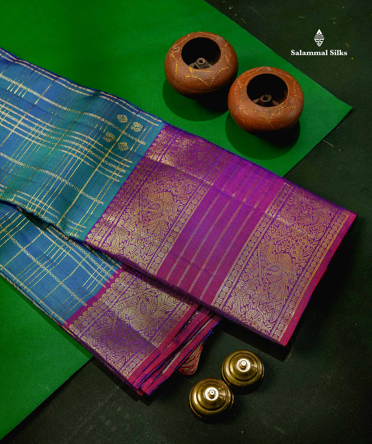 Pure Kanjivaram Silk Saree - Dual Tone Peacock Blue Colour Body With Contrast Dual Tone Purple Border