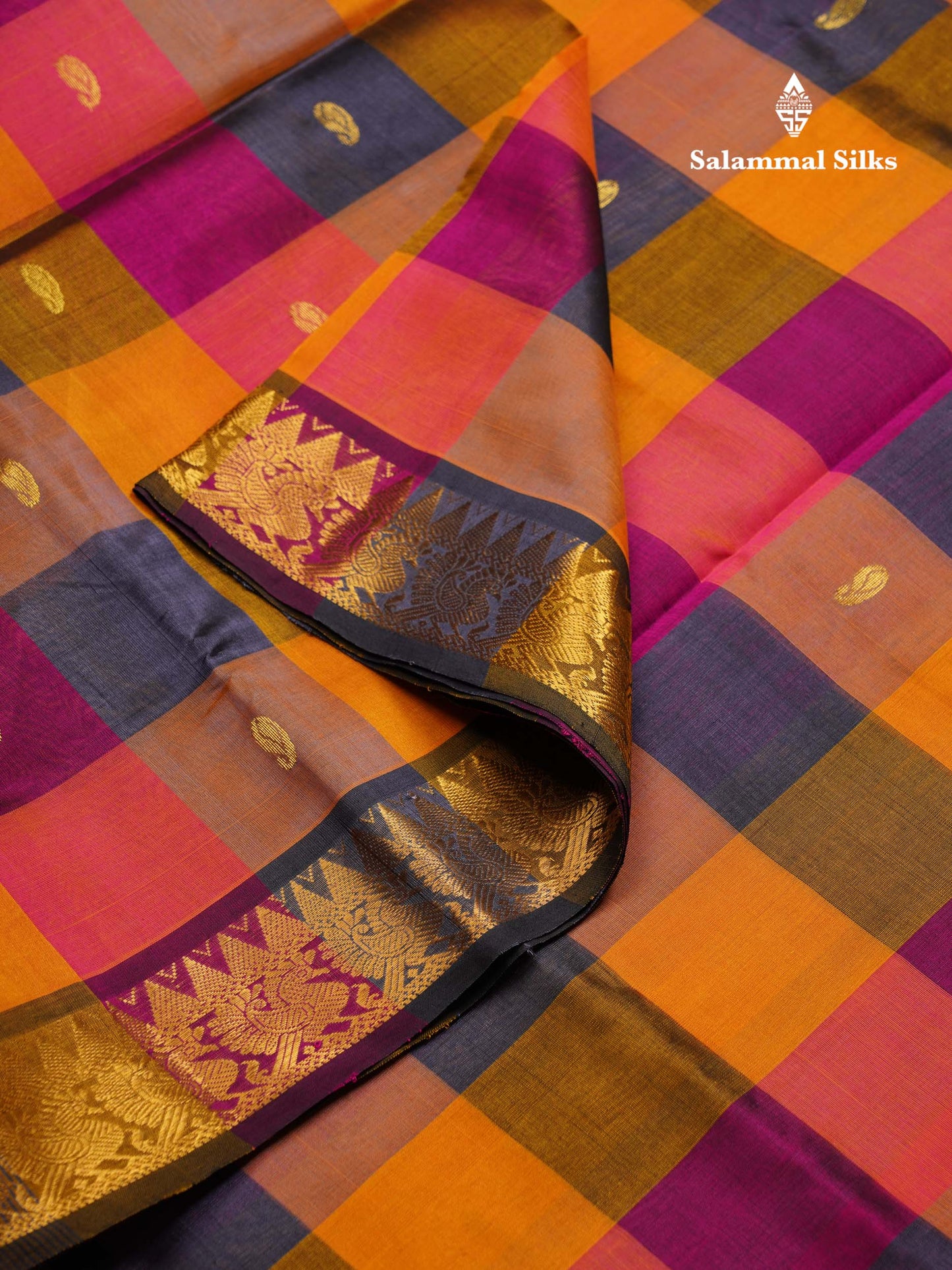 Beautiful Paalum Pazham Checks Pure Silk Cotton Saree With Contrast Dual Tone Navy Blue Blouse