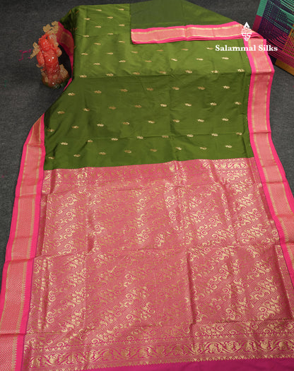 10 Yards Art Silk Saree Royal Blue with Contrast Pink Traditional Border