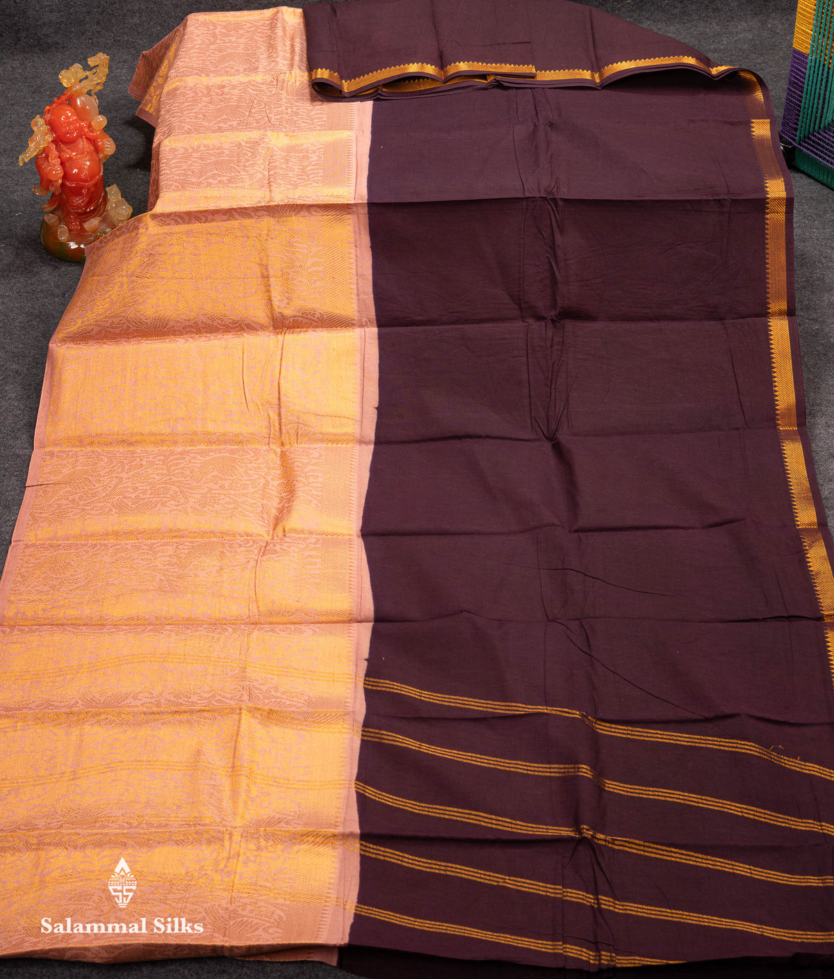 Beautiful Dark Brown Plain Sungudi Cotton Saree With Contrast Light Chocolate Long Border