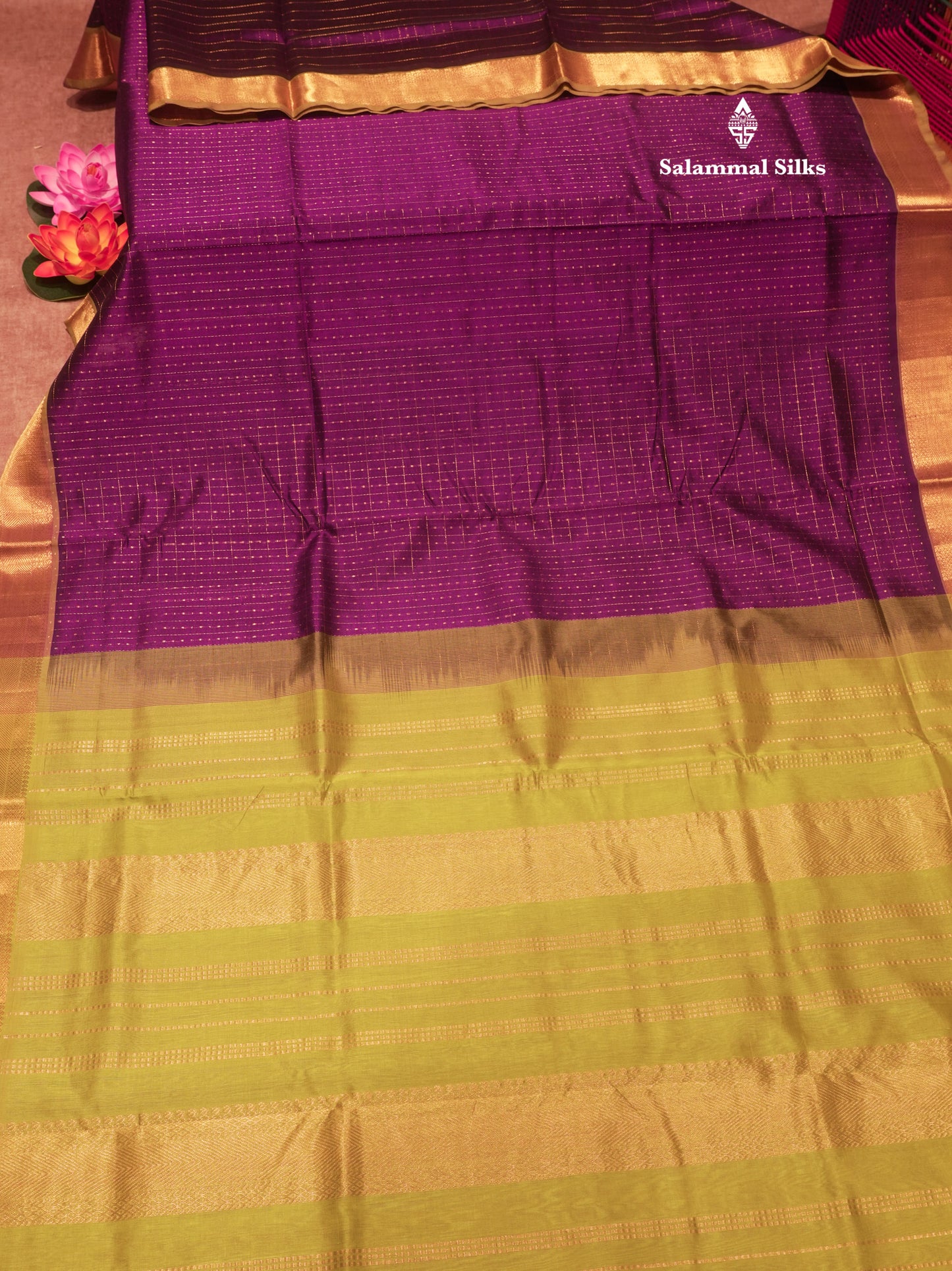 Lakshadeepam Violet Colour Pure Silk Cotton Saree With Contrast Parrot Green Border