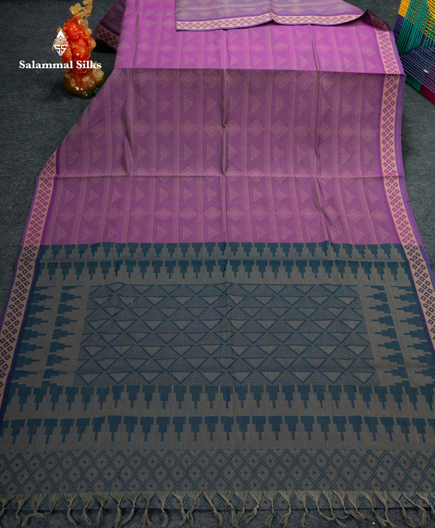 Beautiful Magenta Thread Work Pure Cotton Saree With Contrast Blueish Grey Blouse