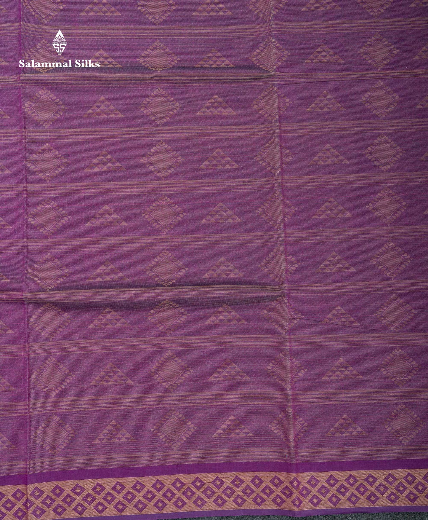 Beautiful Magenta Thread Work Pure Cotton Saree With Contrast Blueish Grey Blouse