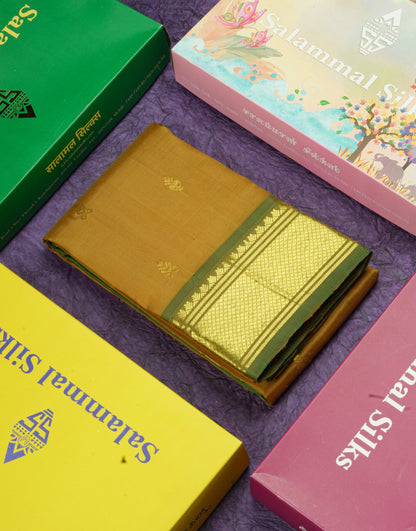 Olive Green Pure Kanjivaram Silk Saree With One Side Contrast Bottle Green Border