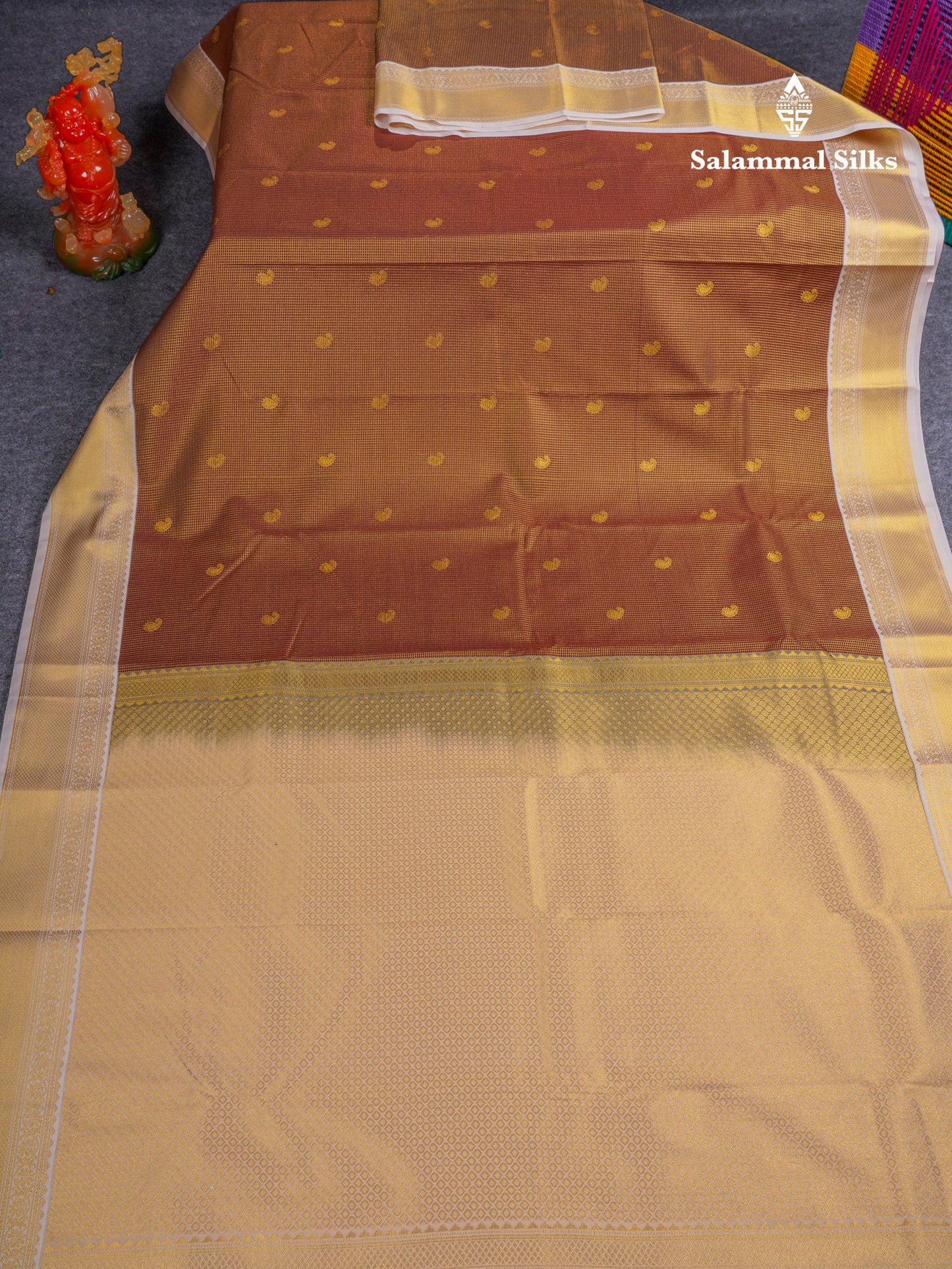 Beautiful Brown Tiny Vaira Oosi Checks Semi Silk Saree With Contrast Cream Sandal Traditional Border