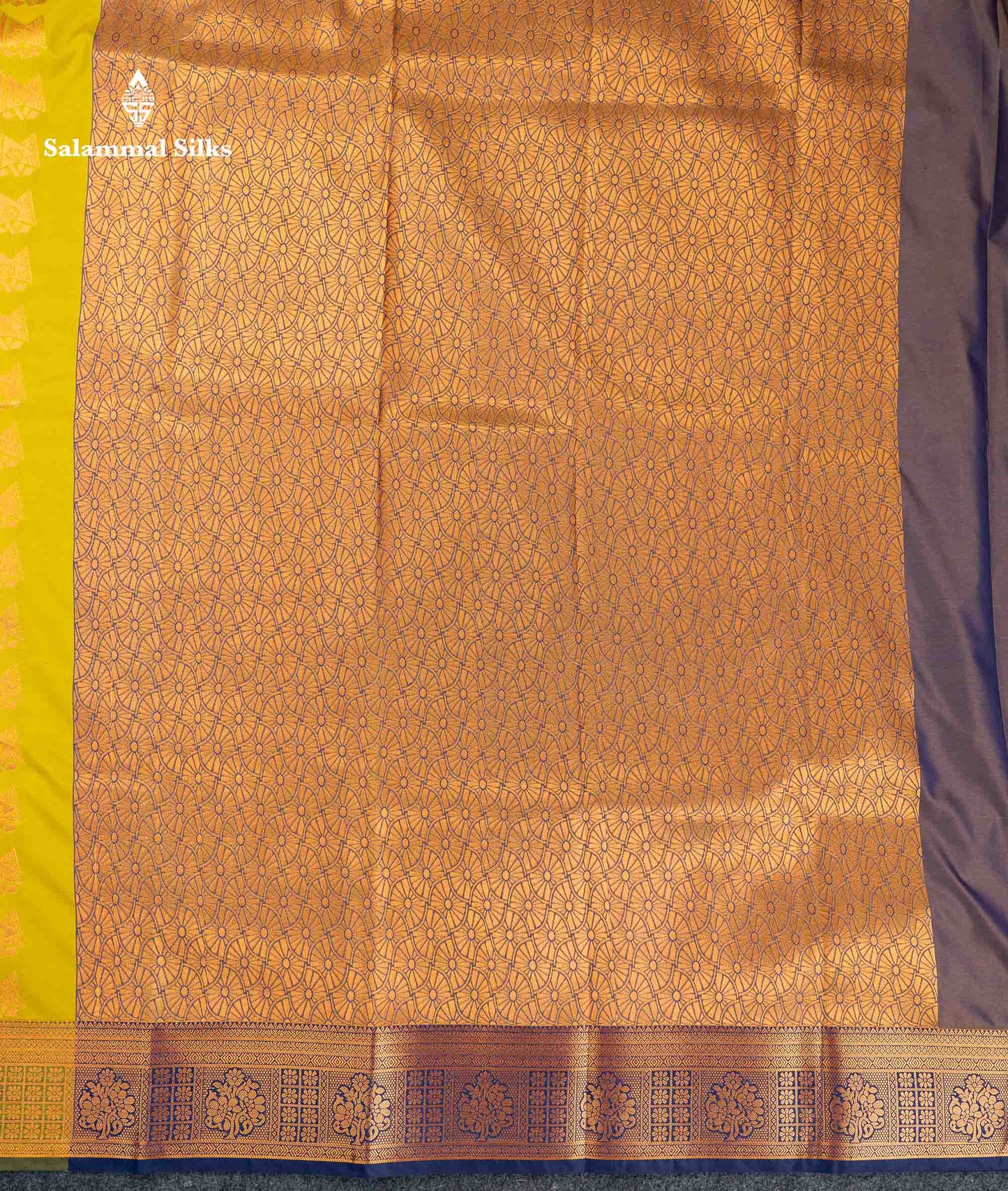 Beautiful Manthulir Green Zari Butta Semi Silk Saree With Contrast Dual Tone Navy Blue Blouse