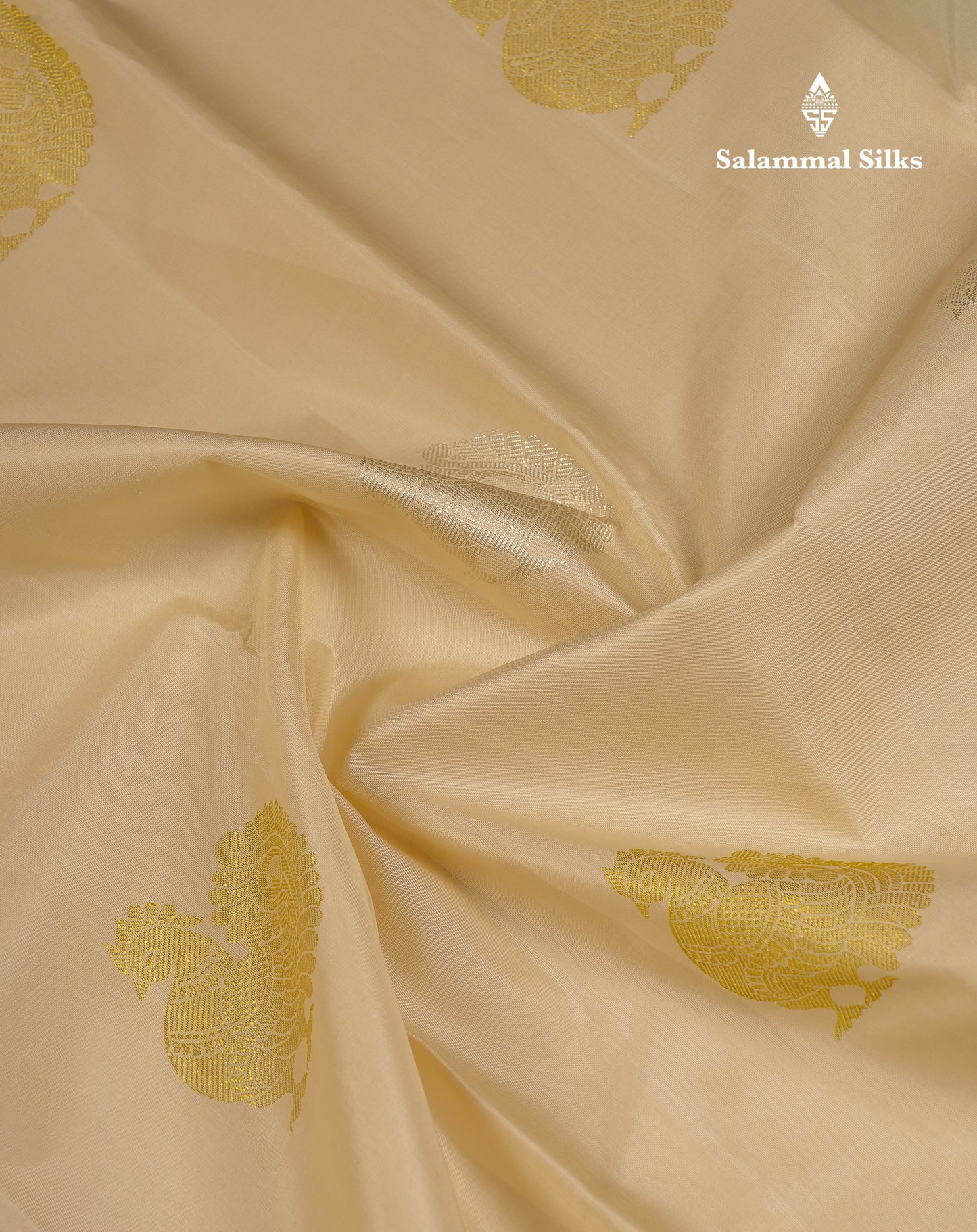 Beautiful Half White Silver & Gold Peacock Butta Pure Kanjivaram Silk Saree With Contrast Rexona Fancy One Side Border