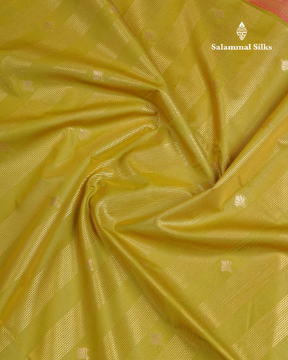 Manthulir Green Vairaoosi With Butta Semi Silk Saree With Contrast Pink Rettapet Border