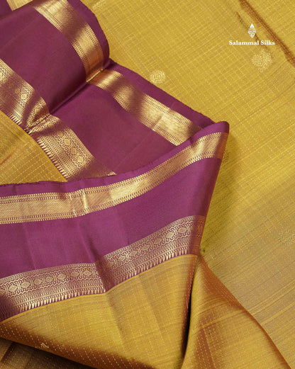 Pure Kanjivaram Silk Saree - Mehandi Green Colour Body With Contrast Wine Purple Gap Border