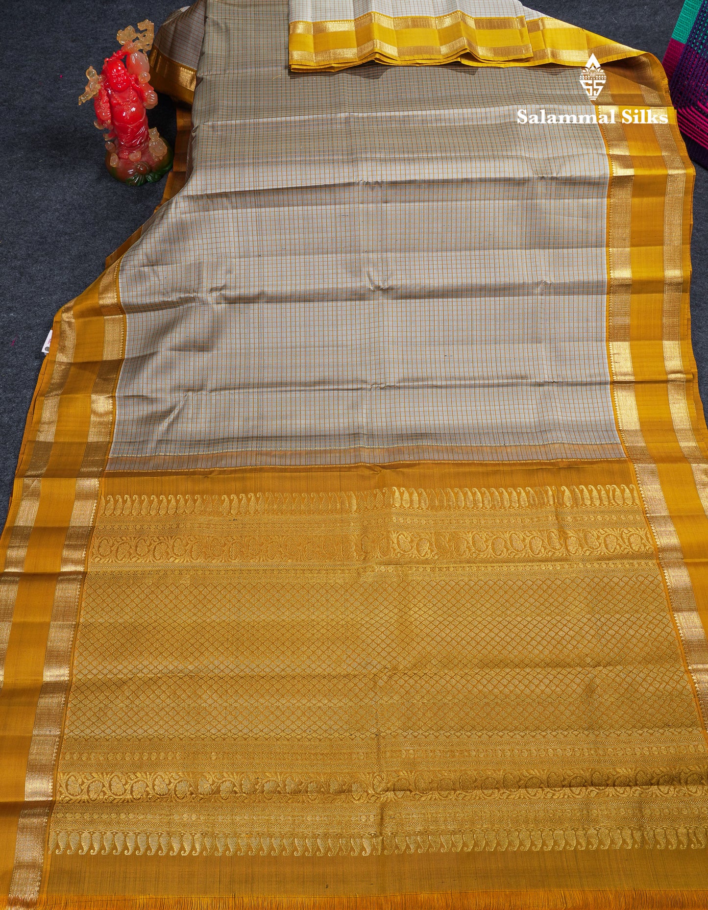 Beautiful Grey Small Checks Pure Kanjivaram Silk Saree With Contrast Olive Mustard Yellow Traditional Rettapet Border