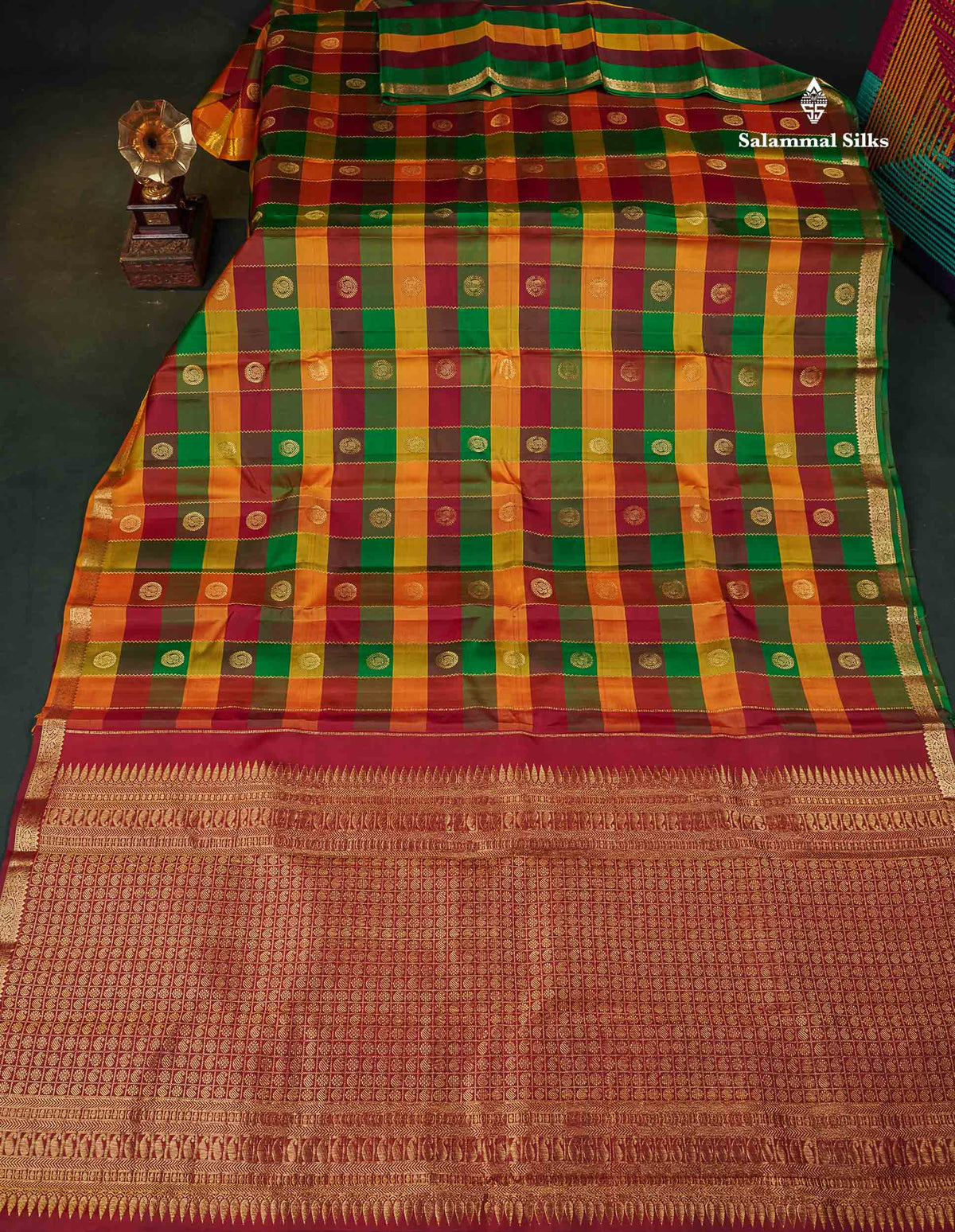 Pure Kanjivaram Silk Saree - Paalum Pazham Checks & Butta With Contrast Maroon Blouse