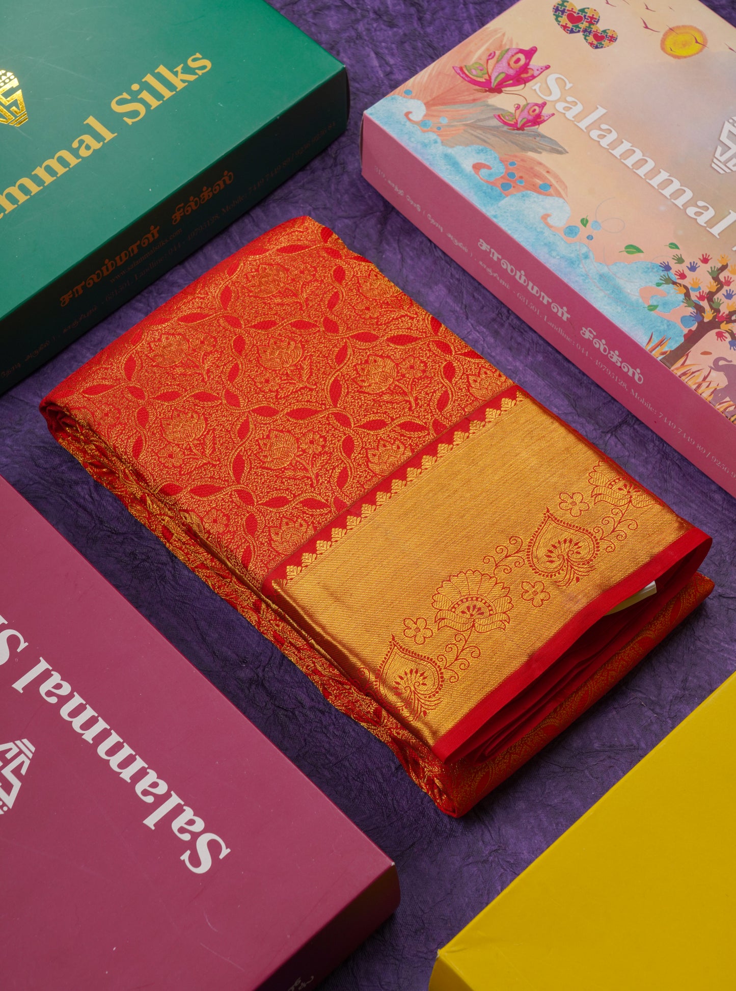 Beautiful Chilly Red Bridal Pure Kanjivaram Silk Saree With Traditional Border