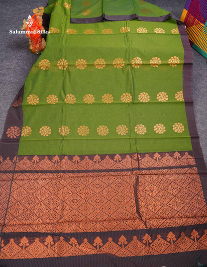 Beautiful Pastel Violet Copper Zari Butta Kota Cotton Saree With Contrast Maroon Fancy Border
