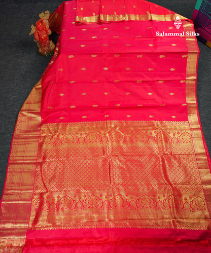 Beautiful Chilly Red Pure Kanjivaram Silk Saree With Traditional Evening Morning Border