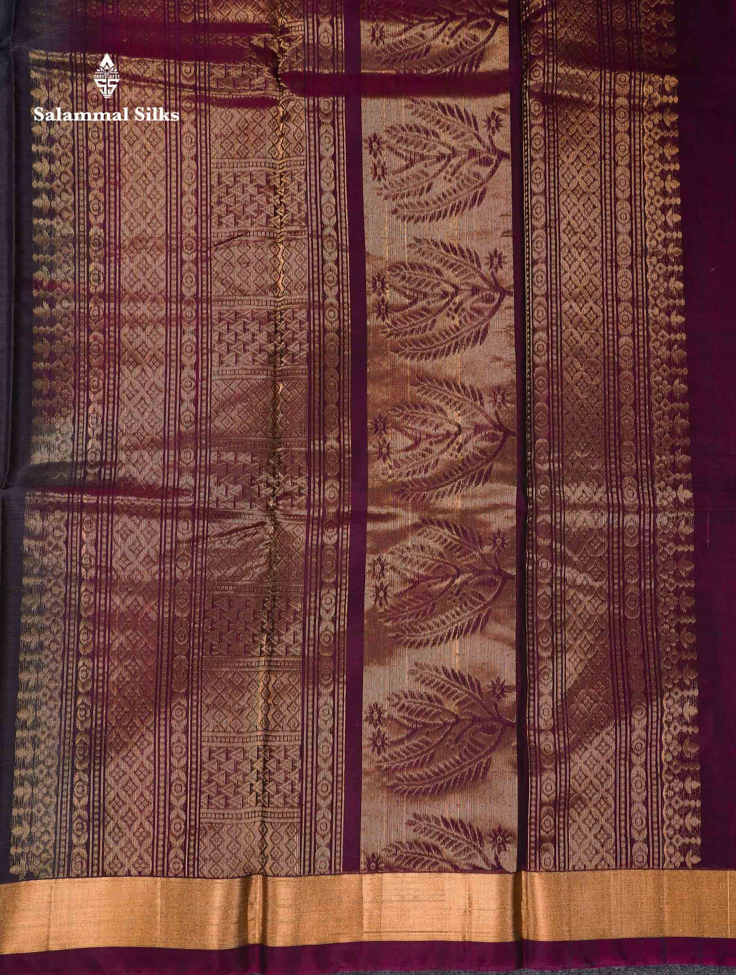 Beautiful Elephant Grey Zari Butta SICO Cotton Saree With Contrast Dark Magenta Blouse