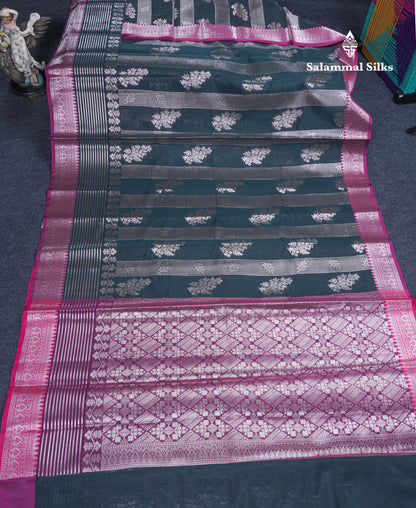 Bottle Green Semi Soft Silk Saree With Contrast Magenta Small Border