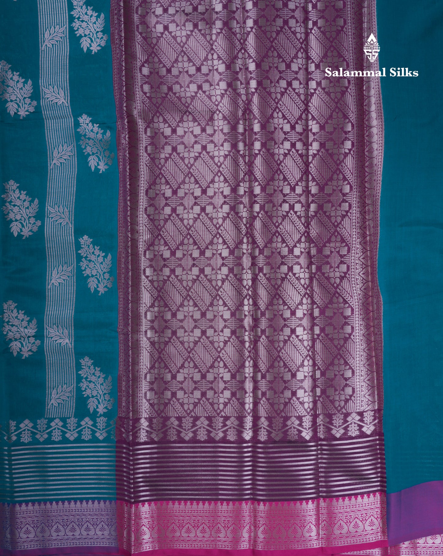 Bottle Green Semi Soft Silk Saree With Contrast Magenta Small Border