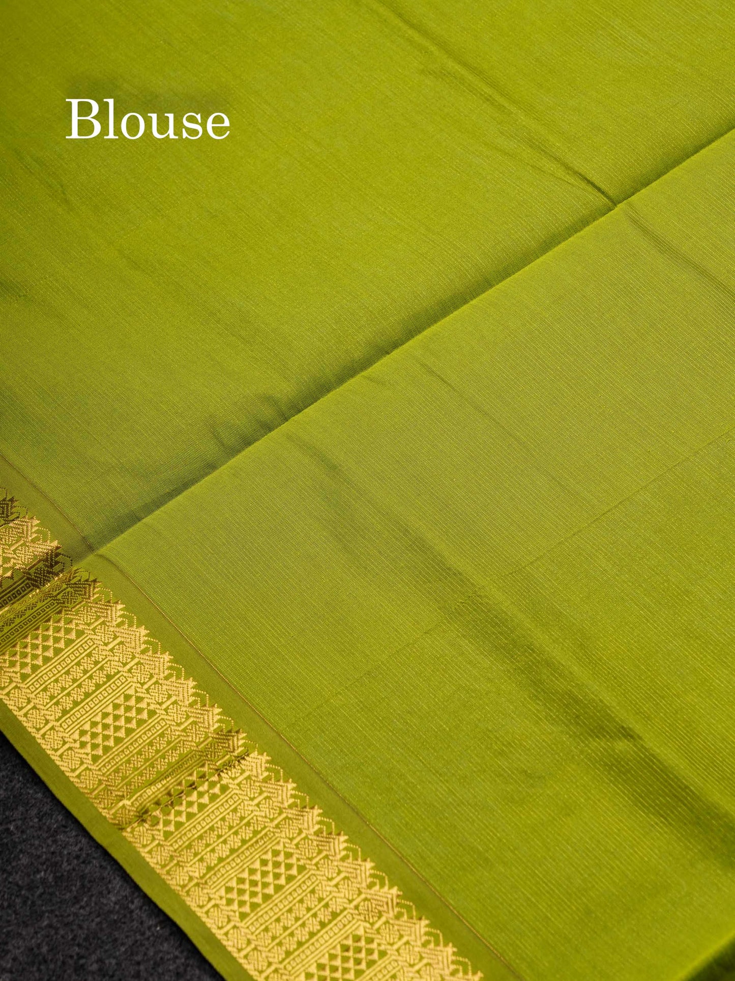 Beautiful Dual Tone Blue Vaira Oosi Lines Semi Silk Cotton Saree With Contrast Parrot Green Blouse