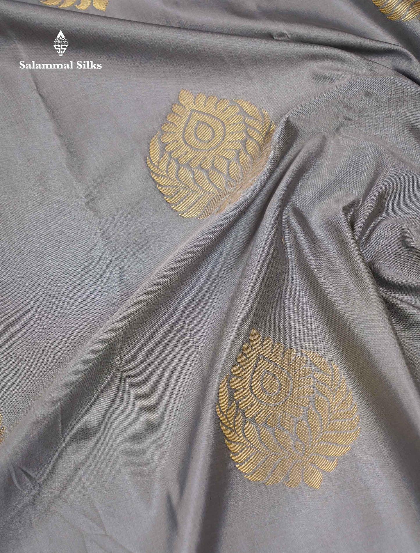Beautiful Light Grey Semi Silk Saree With Traditional Evening Morning Border