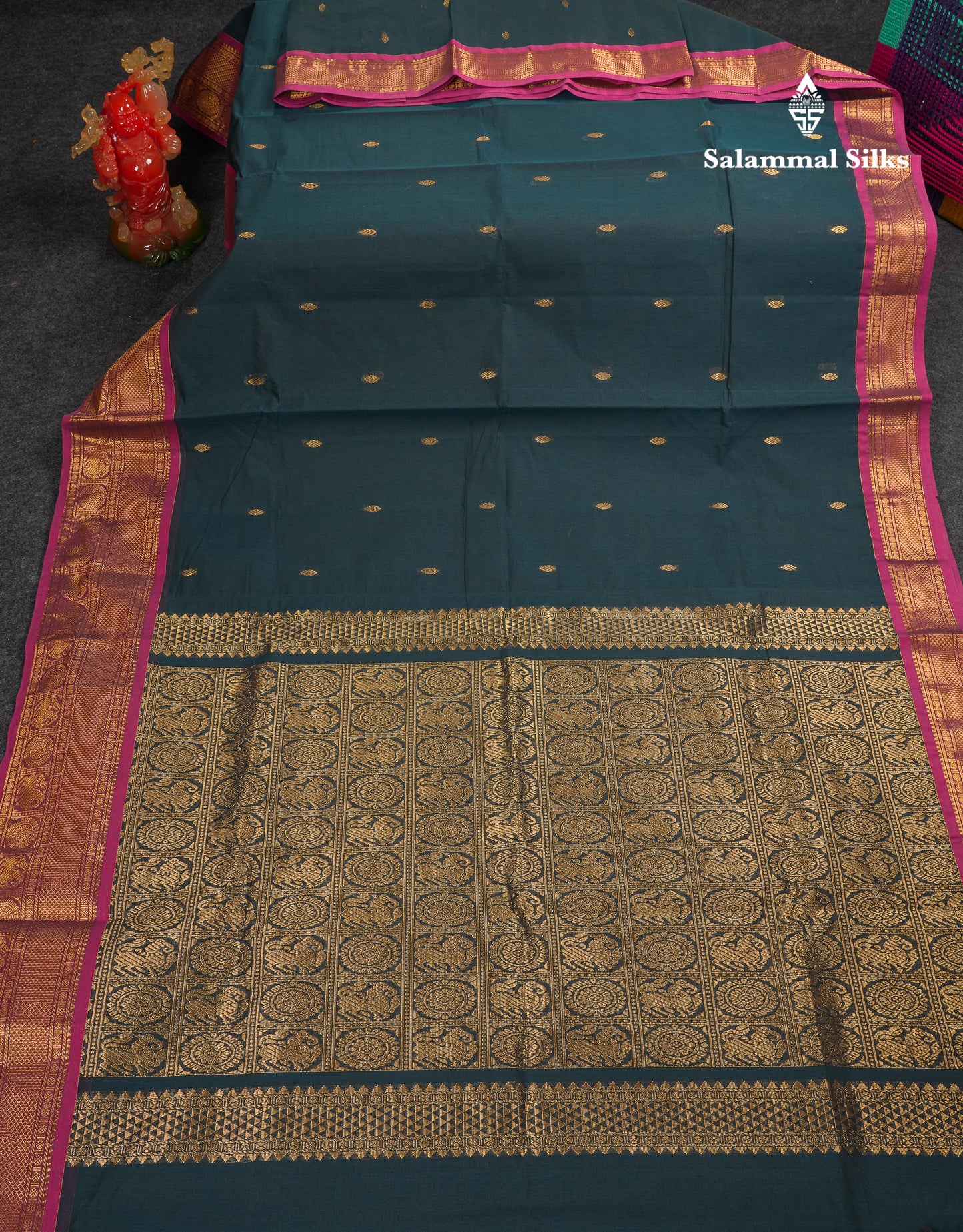 Beautiful Dual Tone Peacock Green Pure Cotton Saree With Contrast Magenta Traditional Border