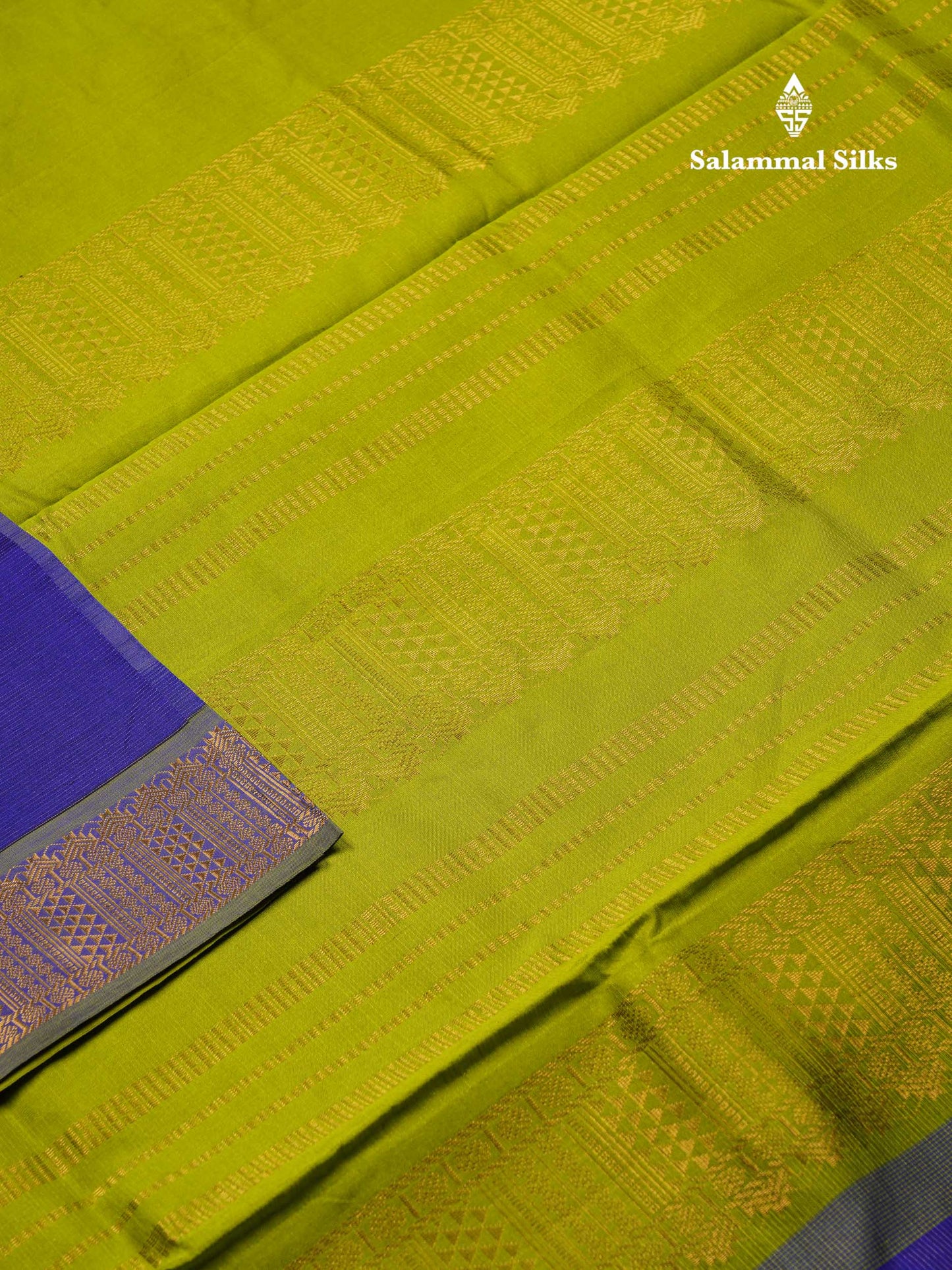 Beautiful Dual Tone Blue Vaira Oosi Lines Semi Silk Cotton Saree With Contrast Parrot Green Blouse