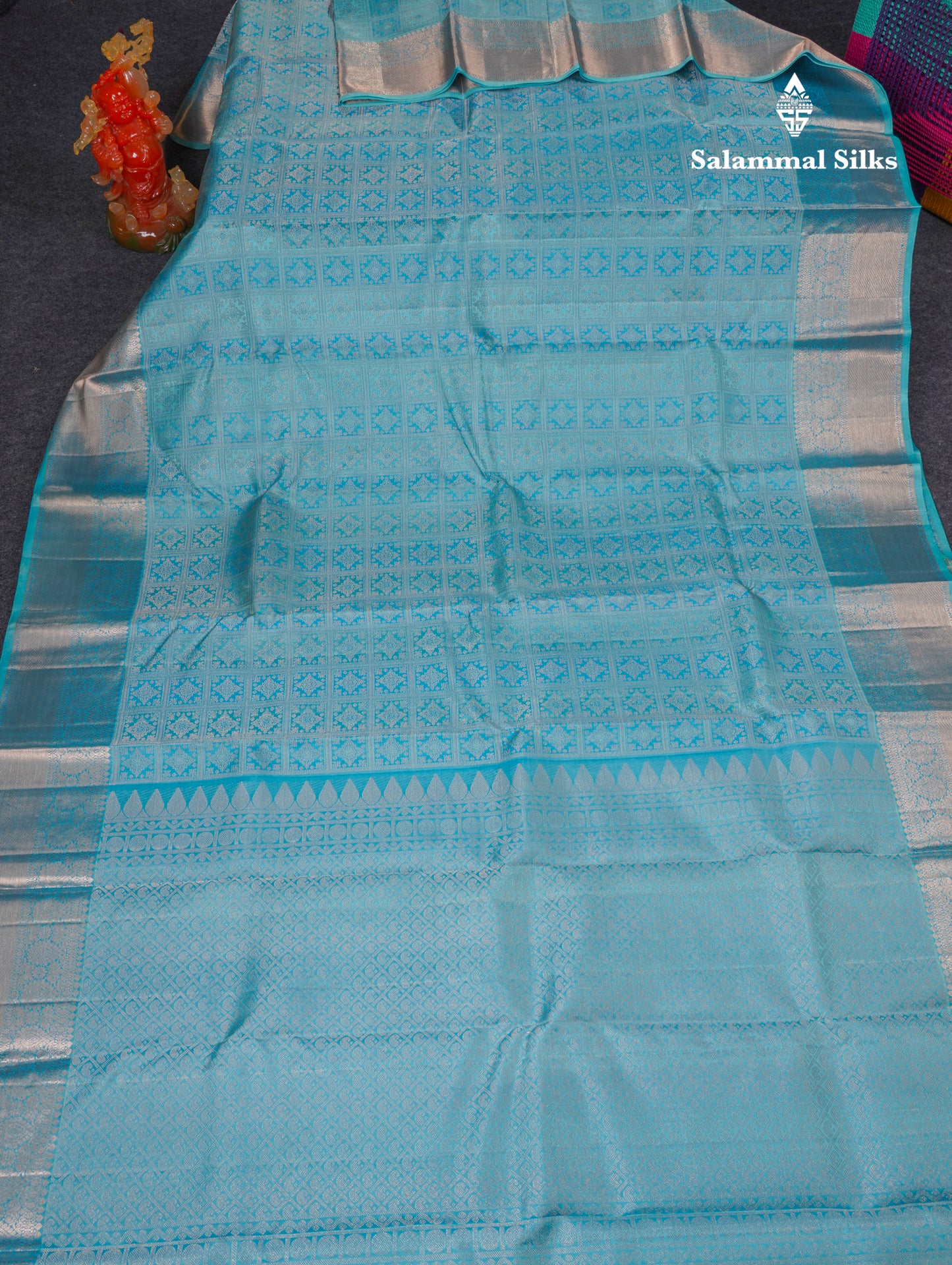 Beautiful Sky Blue Bridal Pure Kanjivaram Silk Saree With Traditional Border