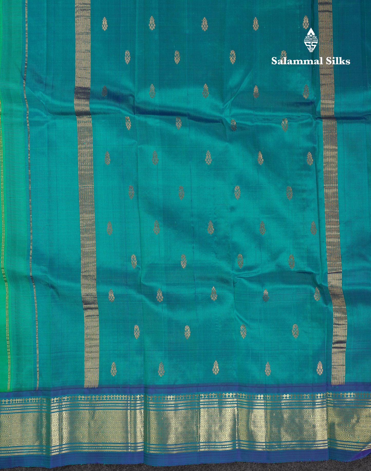 Beautiful Saffire Green Pure Kanjivaram Silk Saree With Contrast Ramar Blue One Side Traditional Border