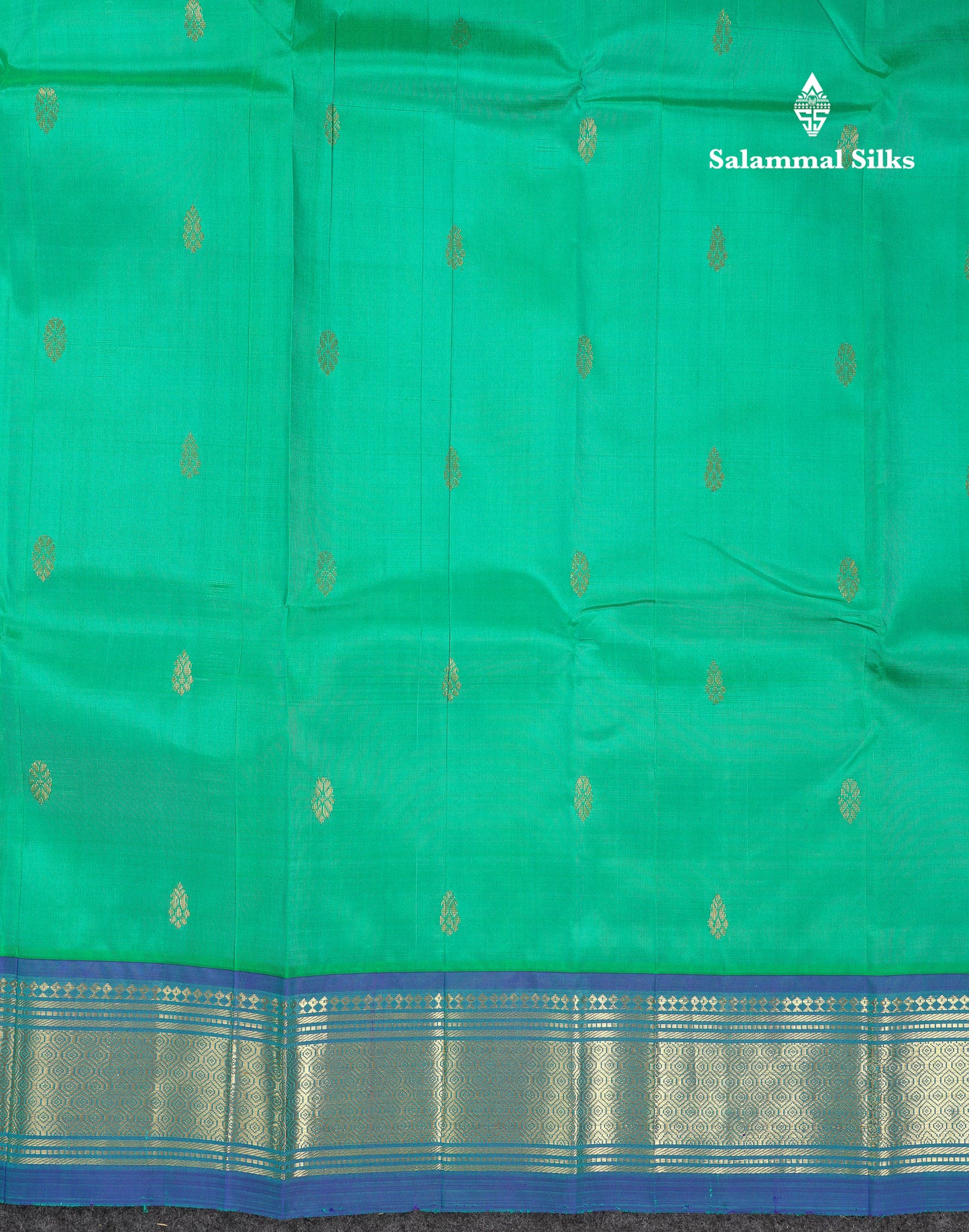 Beautiful Saffire Green Pure Kanjivaram Silk Saree With Contrast Ramar Blue One Side Traditional Border
