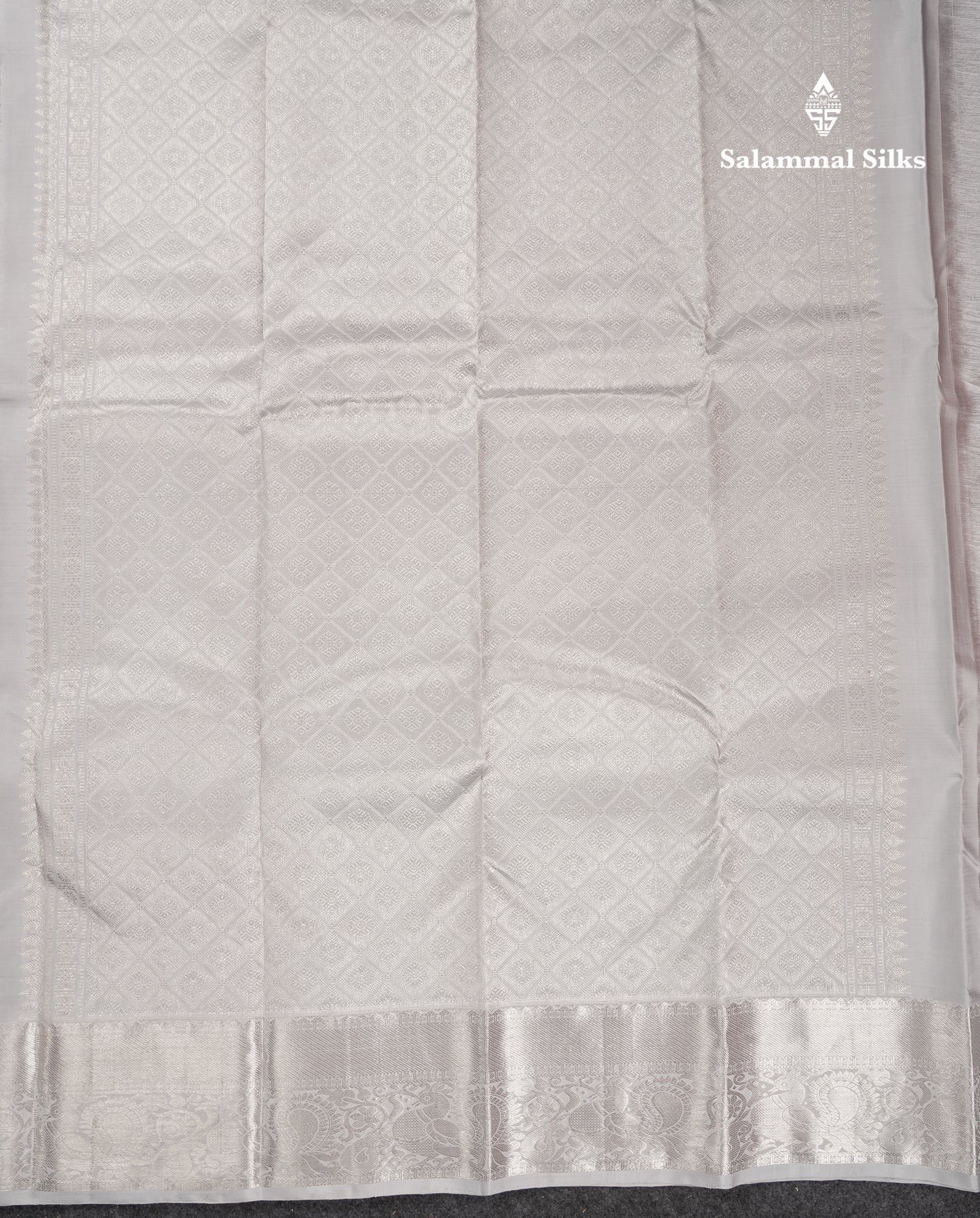 Beautiful Dark Magenta Pure Kanjivaram Silk Saree With Contrast Silver Grey Traditional Medium Border