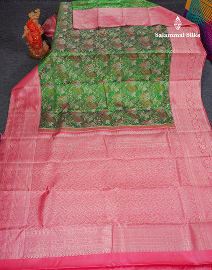Beautiful Green Bridal Pure Kanjivaram Silk Saree With Contrast Light Pink Traditional Border