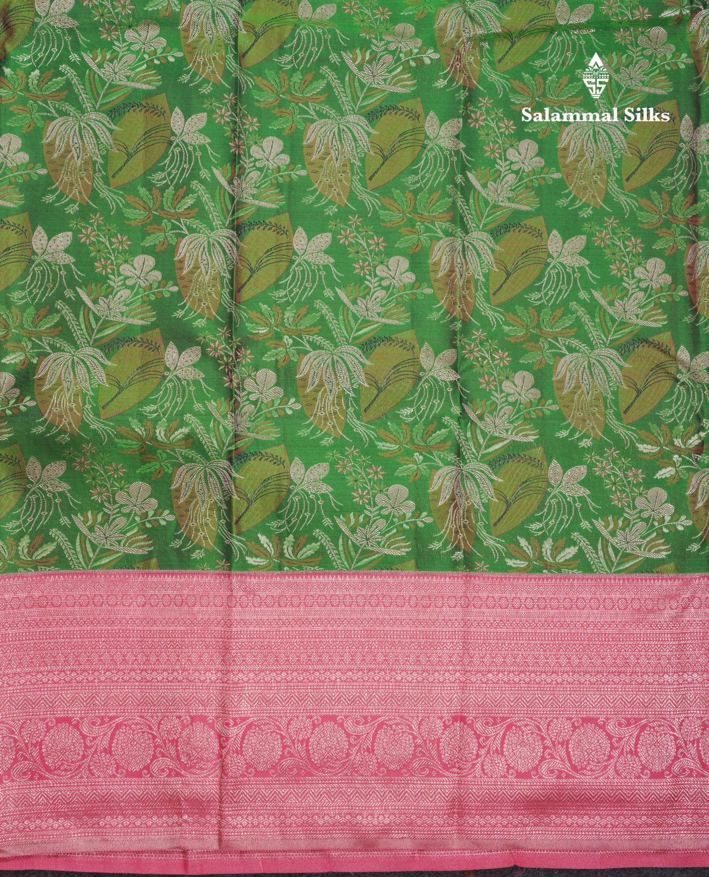 Beautiful Green Bridal Pure Kanjivaram Silk Saree With Contrast Light Pink Traditional Border