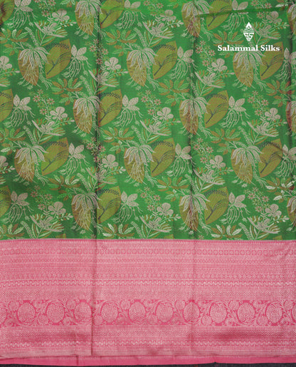 Beautiful Green Bridal Pure Kanjivaram Silk Saree With Contrast Light Pink Traditional Border