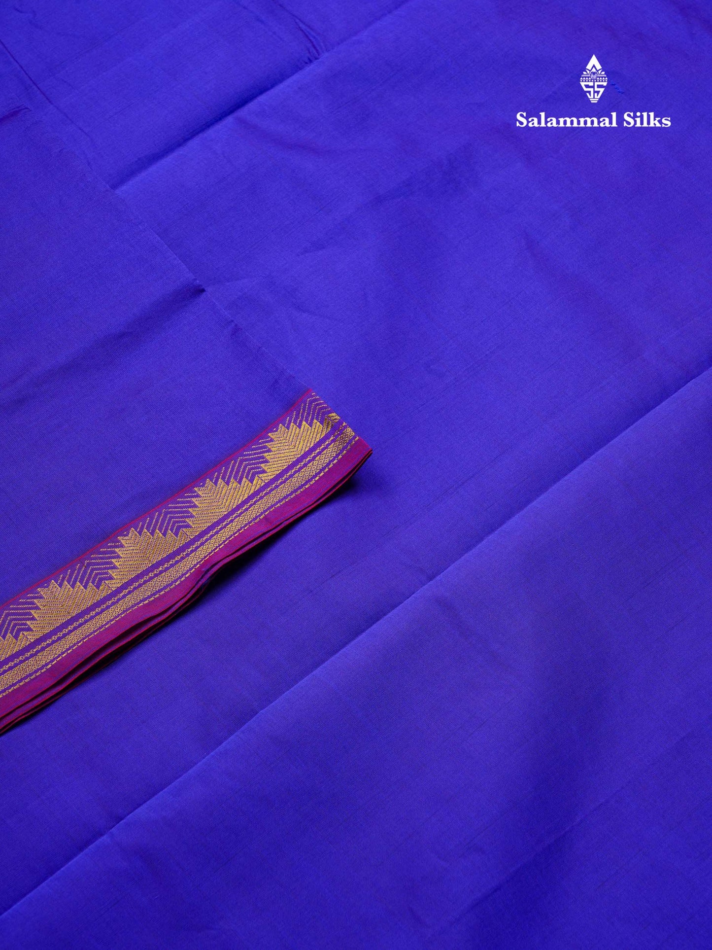 Beautiful Dual Tone Royal Blue Plain Semi Silk Cotton Saree With Contrast Chilly Red Blouse