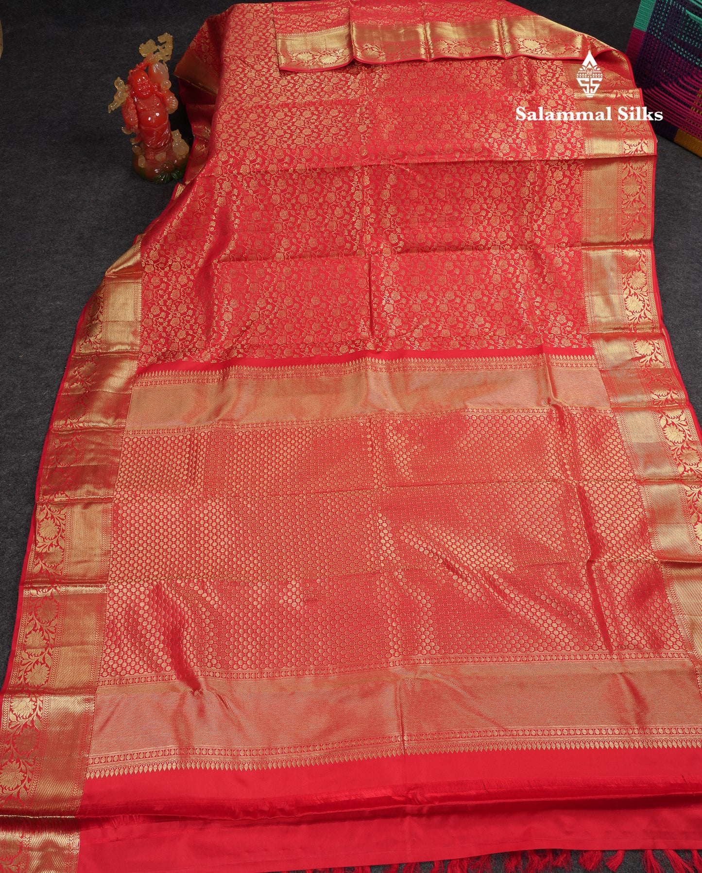 Beautiful Red Bridal Pure Kanjivaram Silk Saree With Traditional Border