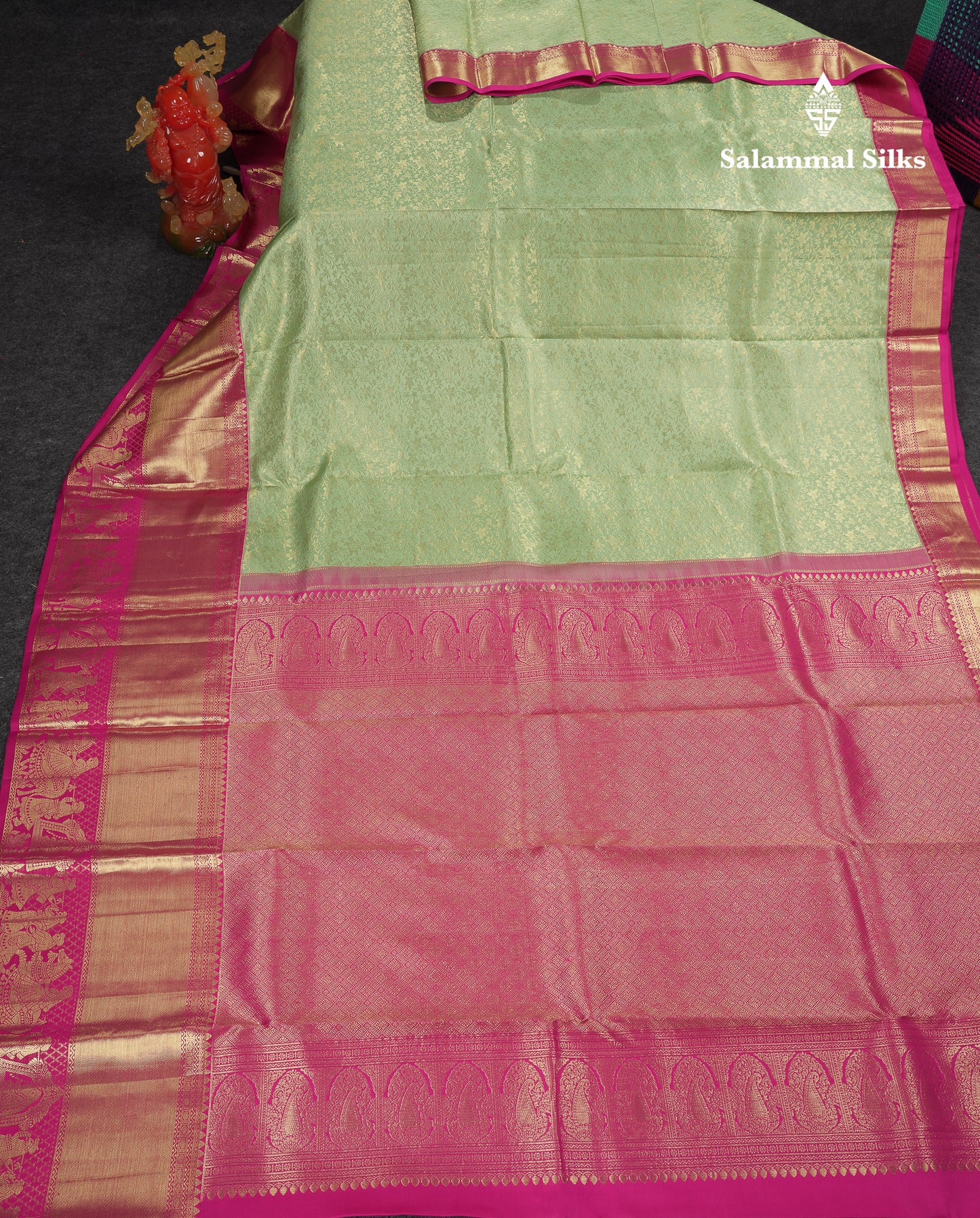 Beautiful Elaichi Green Bridal Pure Kanjivaram Silk Saree With Contrast Pink Traditional Pallaku Evening Morning Border