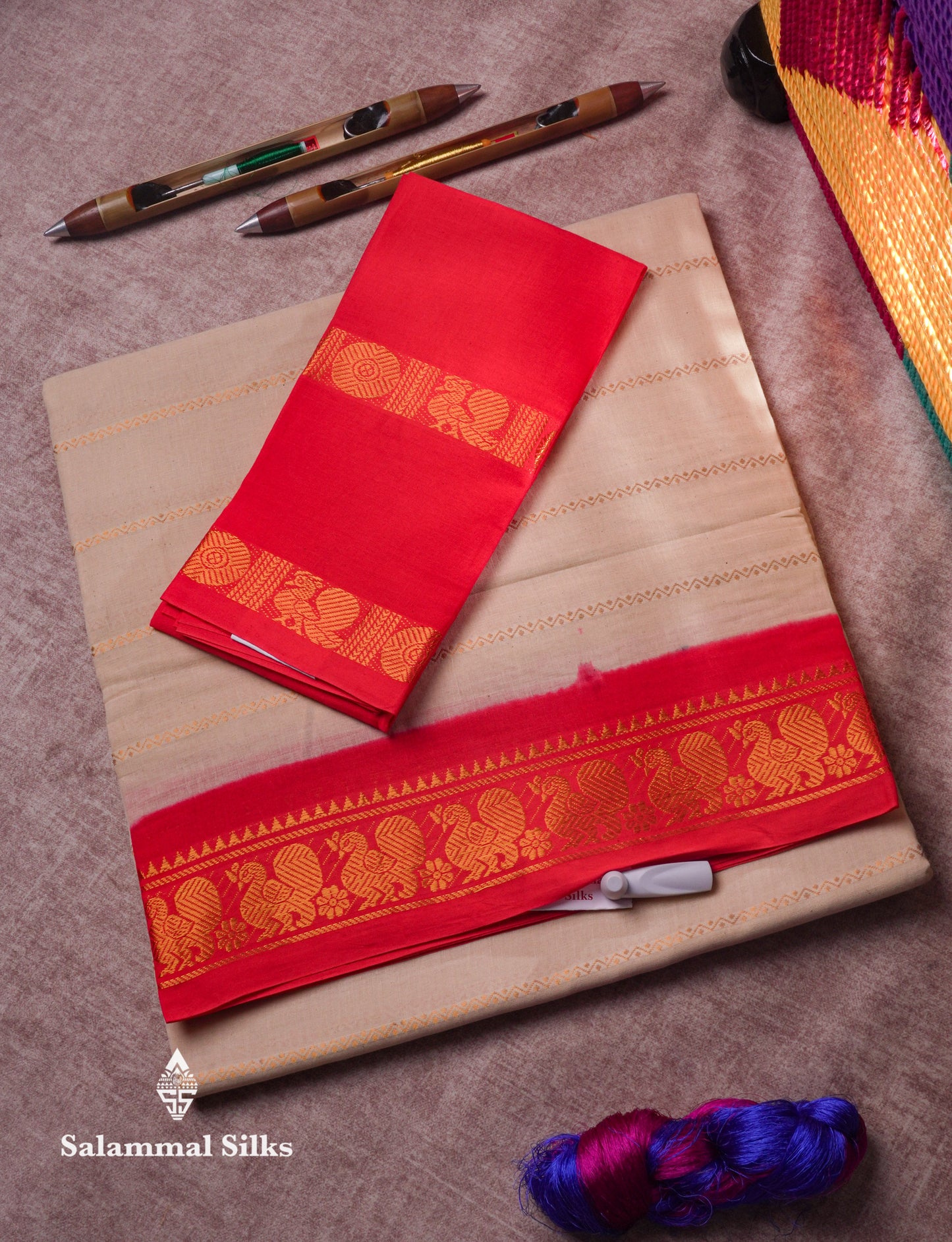 Beautiful Half White Pure Sungudi Cotton Saree With Contrast Reddish Pink Border