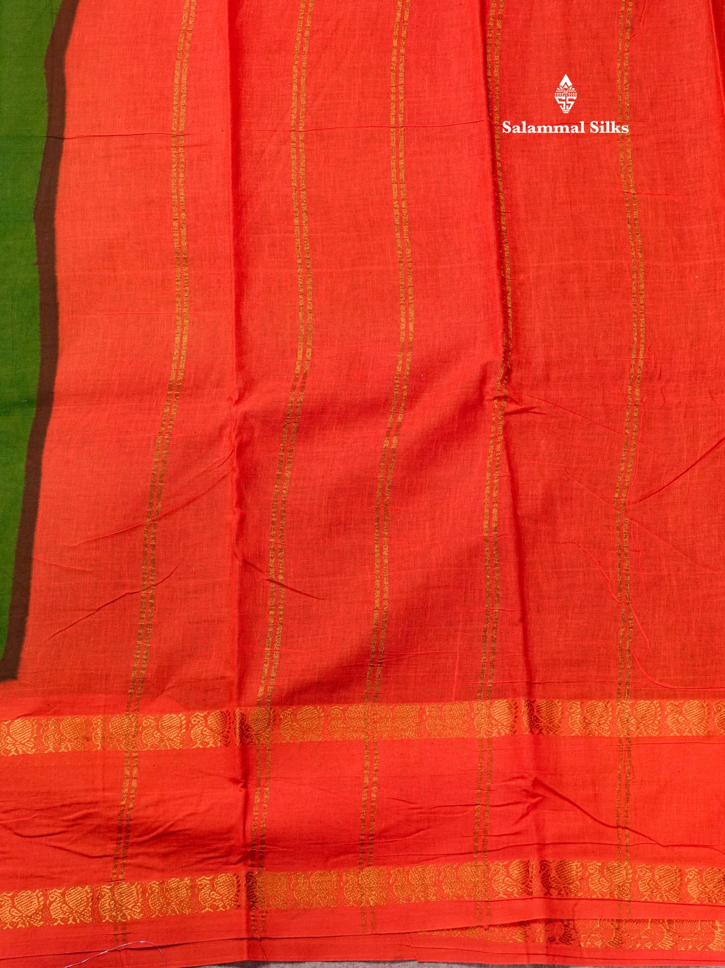 Reddish Pink Pure Sungudi Cotton Saree With Contrast Sapphire Green Gap Border
