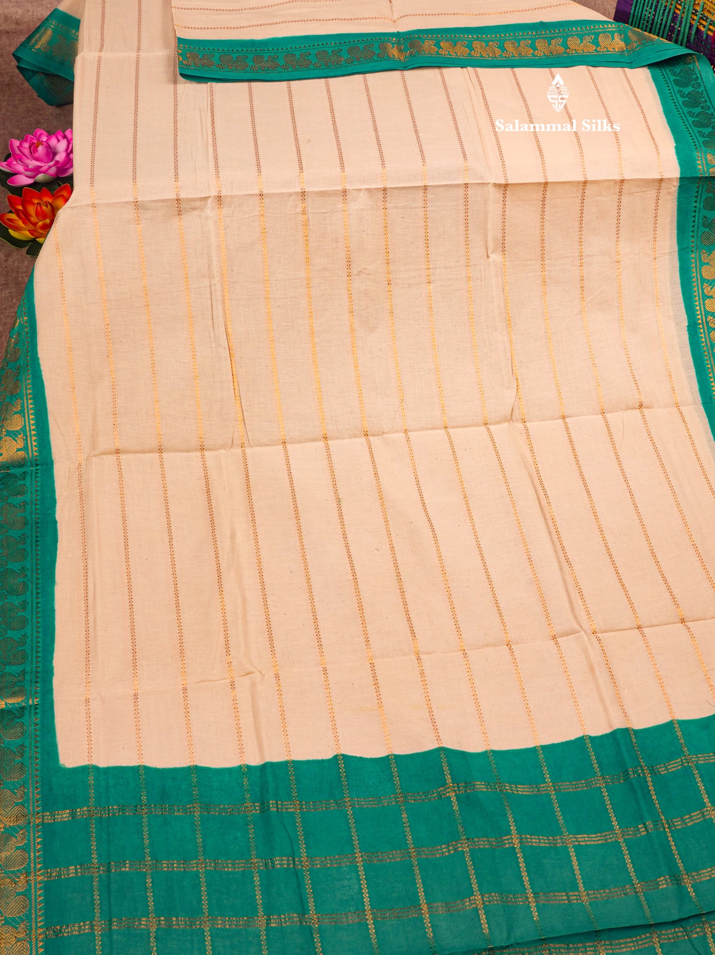 Beautiful Black Pure Sungudi Cotton Saree With Contrast Lavender Border